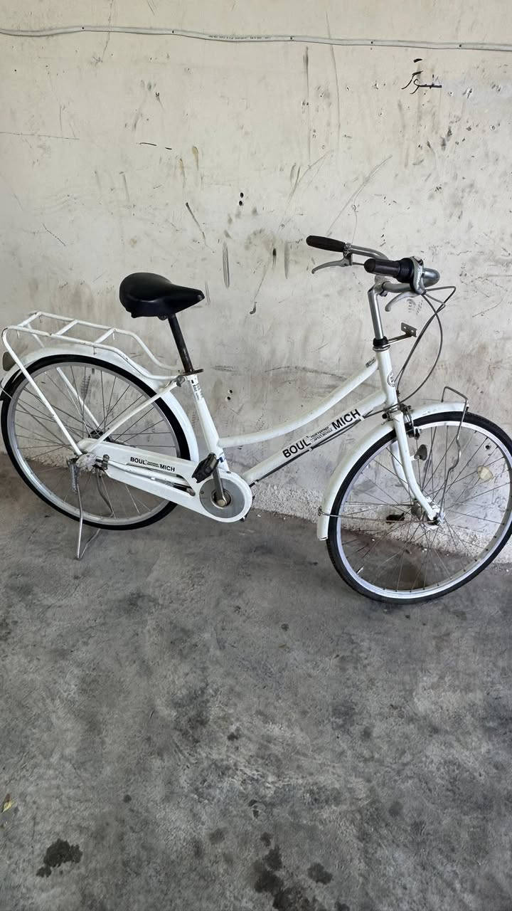 كله بشرط *********** العنوان سايدين جامع شهداء قرب مدرسة دمشق
