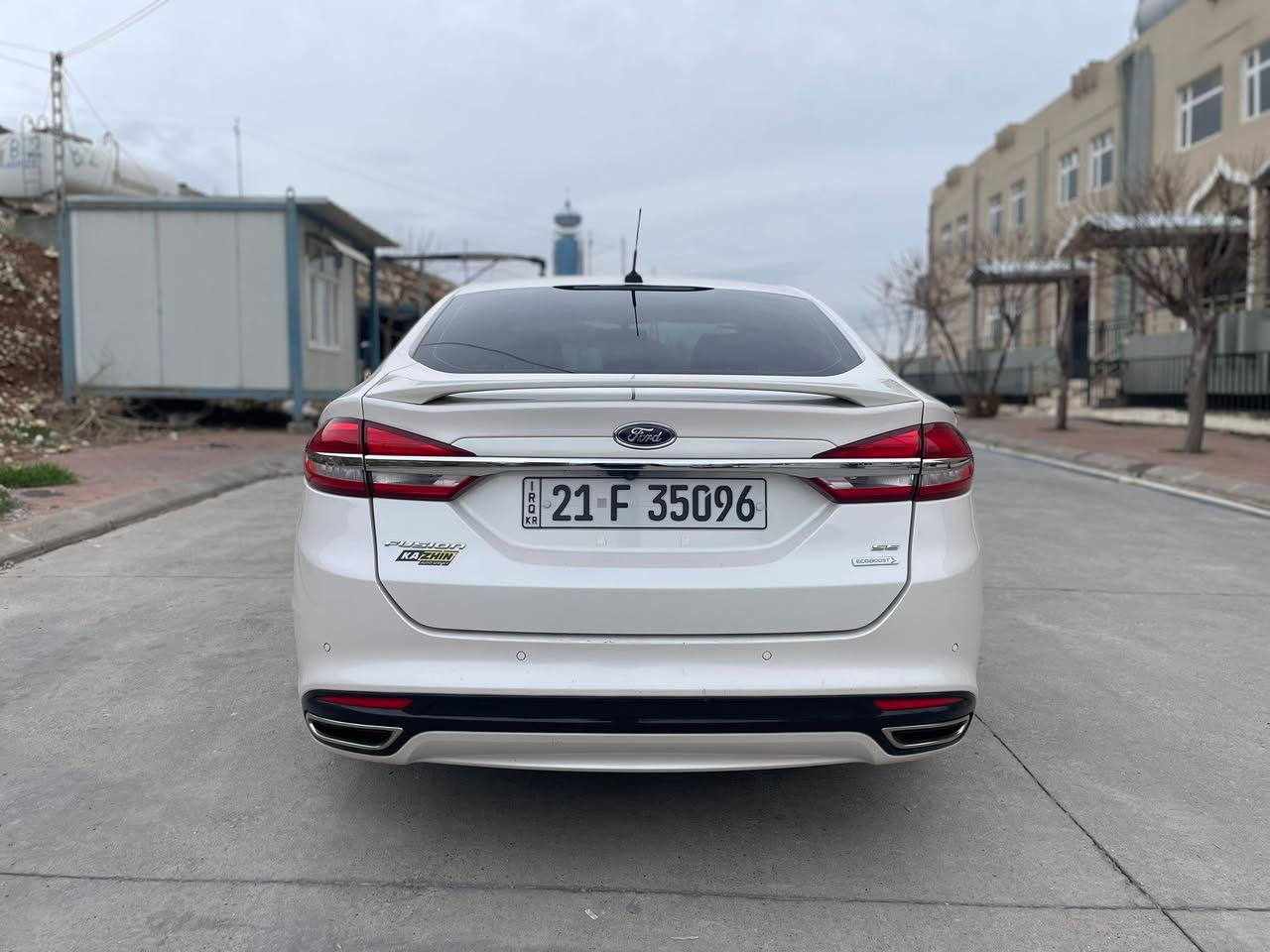 ***********

SE | 2.0 Turbo

* كلين تايتل (Clean Title)
* تم تبديل غطاء المحرك (البونيت) فقط بقطعة بلد، وتم فتح غطاء المحرك سابقًا.
* المحرك وناقل الحركة (الجير) بحالة ممتازة ومكفولين.
* وارد كندا.
* قطعت 180,000 كم.
* لا توجد أي مشكلة أو تفتفة في الجير.
* التدفئة والبصمة تعملان بشكل ممتاز.
* رنغات نيكل.
* إضاءة داخلية Titanium.
* كشافات (بروجكترات) Titanium.
* مقاعد كهربائية مع دعم أسفل الظهر.
* تبريد مركزي.
* كاميرا خلفية.
* جميع المواصفات تعمل وبحالة ممتازة.

السيارة مميزة، نادرة، ونظيفة جدًا

2017 SE | 2.0 Turbo

* تايتڵی پاک (Clean Title)
* تەنها بۆنێت گۆڕاوە بۆ بيلاد، قاپاغی مەکینە کراوەتەوە
* هەموو گیانی گێر و مەکینە بە شەرت
* کەنەدى
* 180,000 کیلۆمەتر ڕۆیشتووە
* تاپەی گێر و هیچ کێشەیەکی نییە
* کوشنی هێتەر و بەسما شەغال دەکات
* دەسکی نێکل
* ویلەی Titanium
* بلاجکتۆری Titanium
* کوشنی سەیاق و ساکنی کارەبا
* تەبریدی مەڕکەزی
* کامێرای دواوە
* هەموو گیانی بە شەرت 
ئەم ئۆتۆمبێلە ، تاک و شازە
