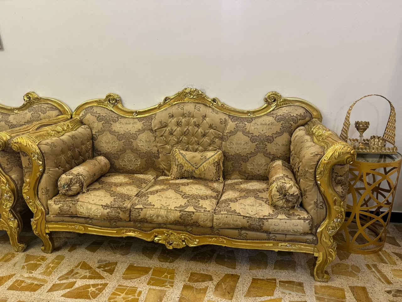 تخمين مصري مع فاترينات المكان النزلة جسر الغزالية


**إذا كنت صاحب هذا الإعلان وتريد حذفه لأي سبب، رجاءا أرسل رسالة إلى الدعم الفني**