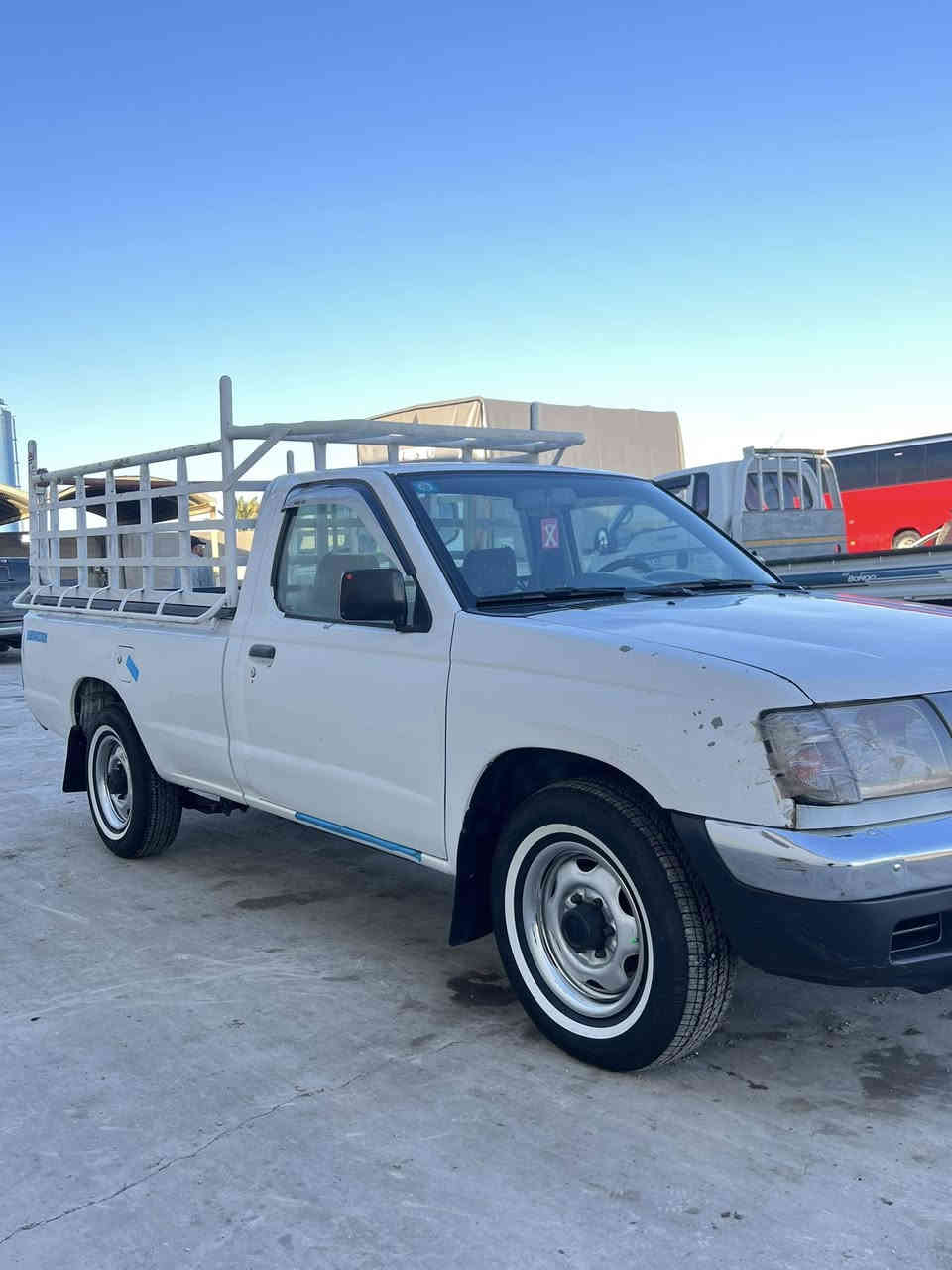 السلام عليكم بيك اب نيسان شبوط 2002سياره كير مكينه خير من الله تخم تاير رقم بابل سياره باسمي السعر 75$ ديالى بعقوبه ‭0771 610 0071‬
