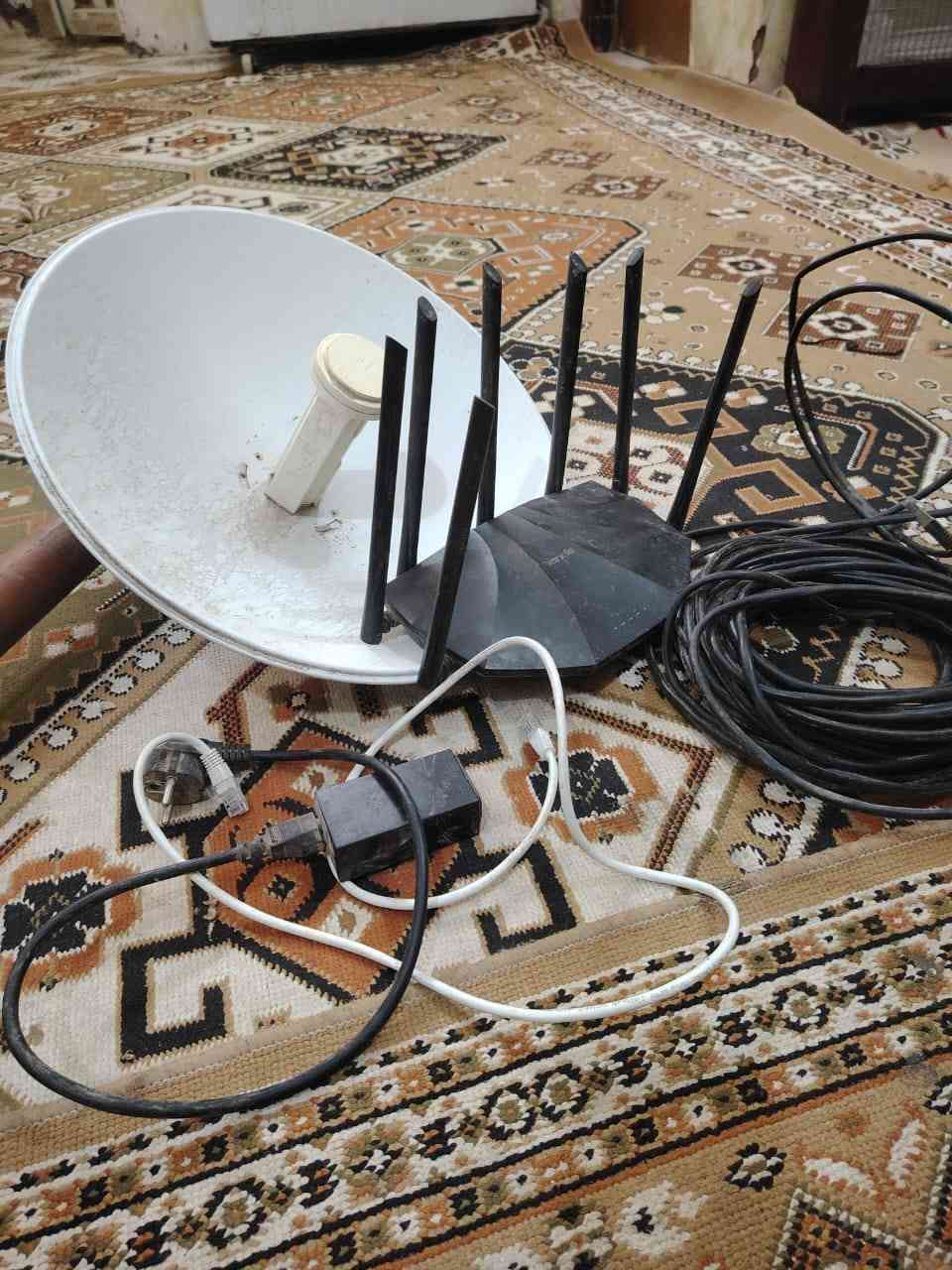 شبكه نانو باور بيم الاصلي مع راوتر تندا ابو سبعة اريال  وبوري وواير ومحوله عالفحص يعني جيب وشد سعرها ٨٥ وبيه مجال قليل الاتصال على الرقم *********** العنوان السماوه
