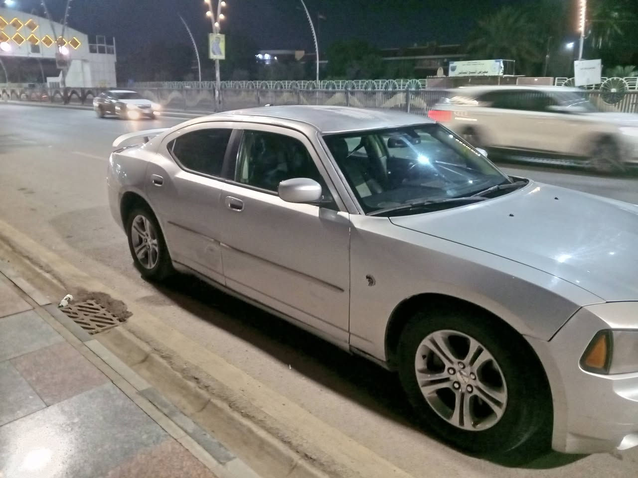 دوج جارجر 2010مكينه كير خير من الله تبريد حداديه جاهزه السياره بيها كصه بجم السياره اثر حادث ومبدل بجم أسعر 55 *********** أتريد وكاله أتريد تحويل شرط
