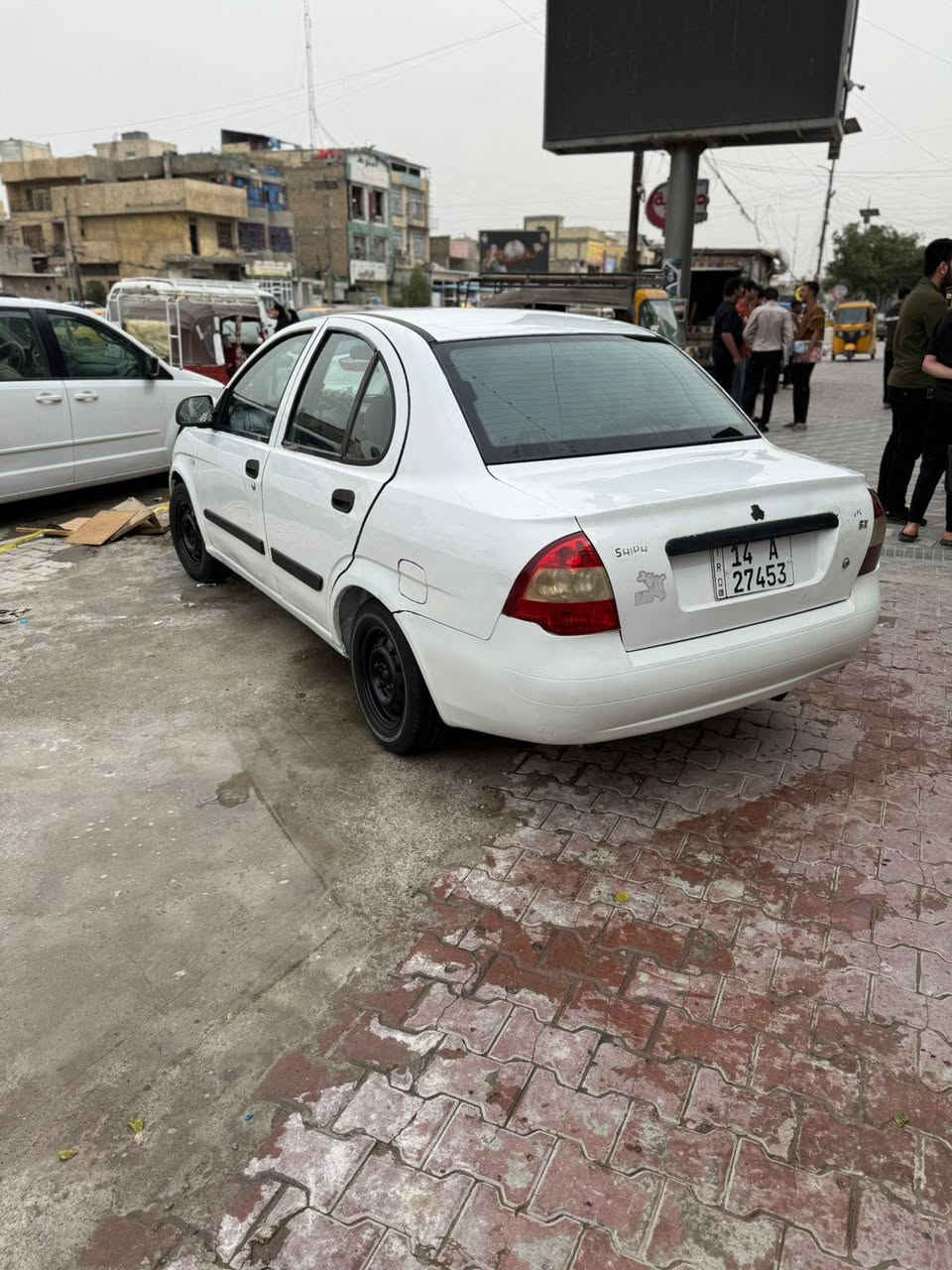 السلام عليكم طيبه موديل 12 رقم بصره مشروع وطني باسم تحويل ثاني يوم هزه جديده ماكينه مجففه قبل شهر جير خير من الله مصفر غرامات تبريد بيليك مكانها بغداد حي النصر السعر 31 وبيها مجال خابرني وتدلل الرقم ***********
