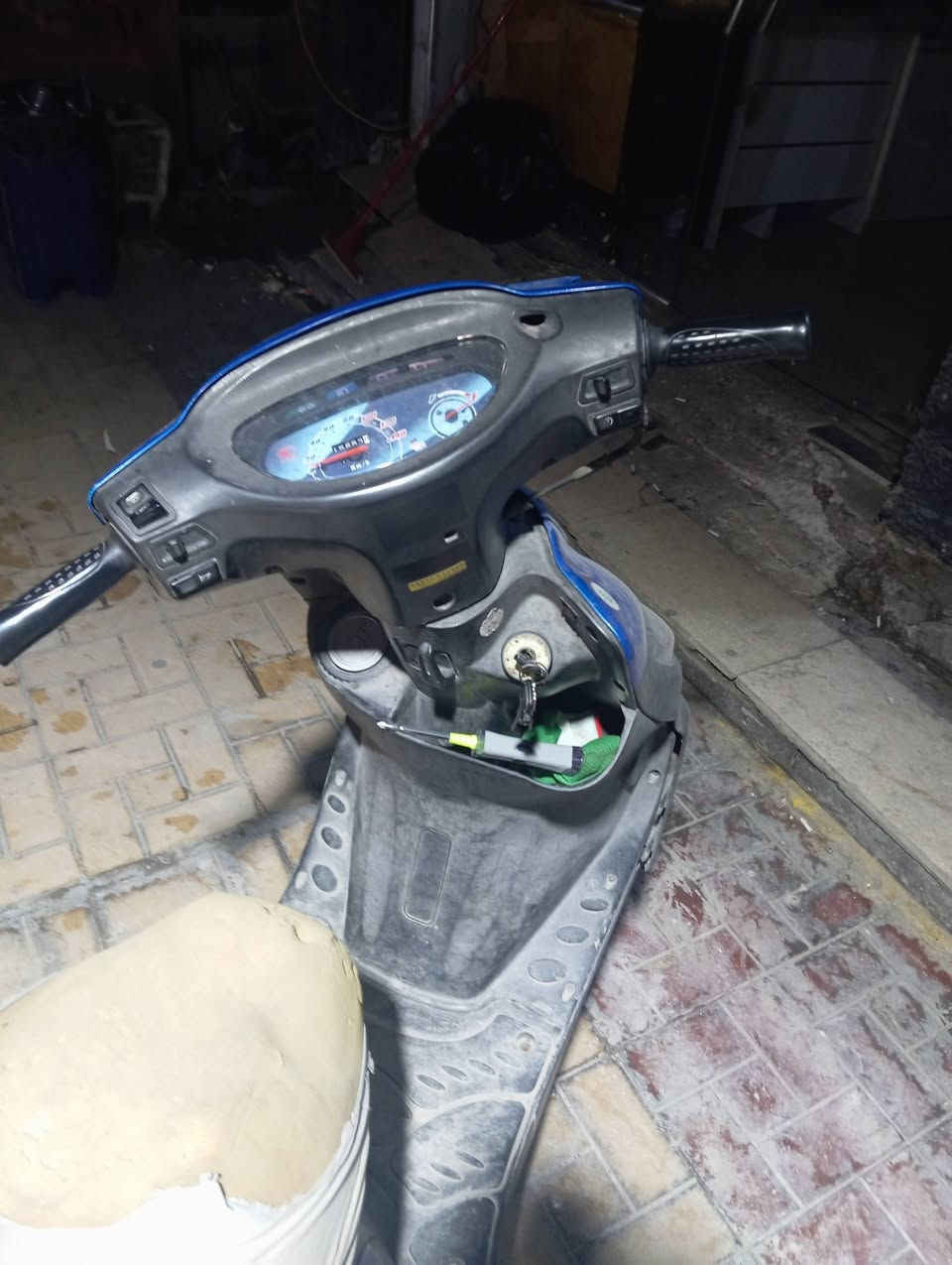 كامكو خير من الله شلعه ومعدل كهربائيات ومحرك كلشي بيها مگفول خير من الله
رقمي *********** واتساب بس موجود او خاص سعر 700
