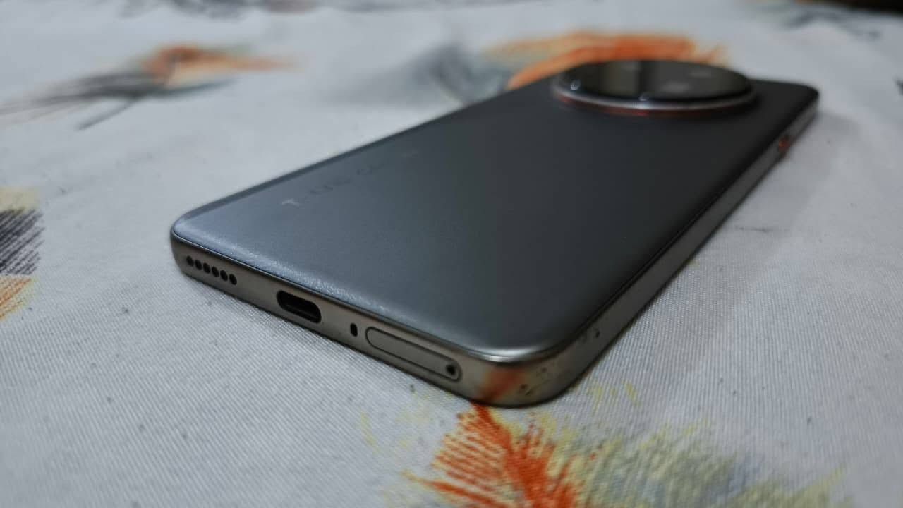 TECNO CAMON 40 Premier 5G
ذاكره/ 256 والرام /12+12
الجهاز نضيف نسبه النظافه 95%
بدون ملحقات الجهاز مكفول من اي عطل
شاشه 144hz 
ببجي 120 فريم وهواي بعد بي مواصفات 
كاميرا زوم 100x
السعر 355 الف نهايته الشراي يدخل خاص 
مكاني زعفرانيه /4 شوارع


**إذا كنت صاحب هذا الإعلان وتريد حذفه لأي سبب، رجاءا أرسل رسالة إلى الدعم الفني**
