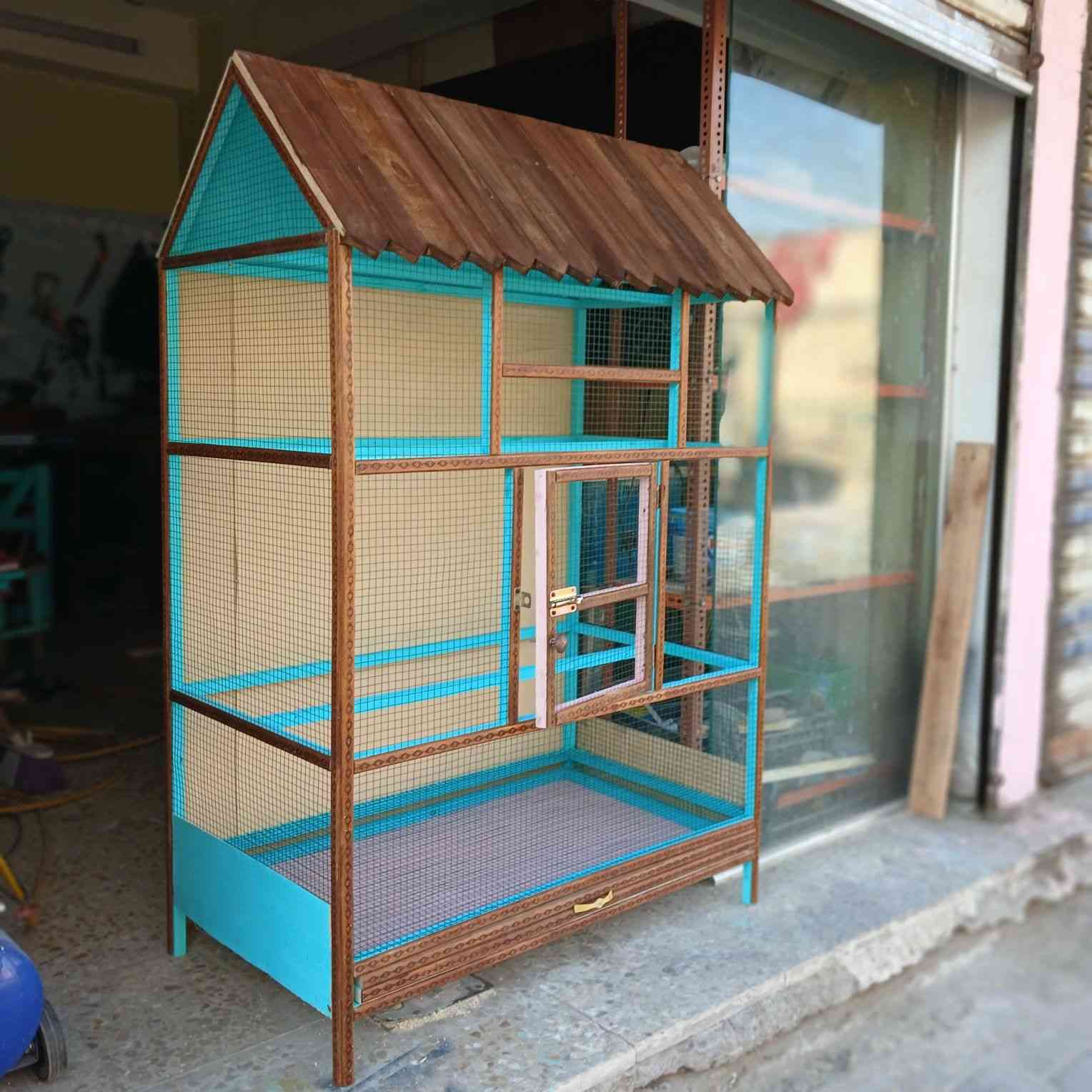 قفص متاح خشب صاج ثقيل  شغل تزكام
التفاصيل 
الارتفاع متر و60
العرض متر و 5
النزال 60سنتيم
مجر تنضيف +  
درج العدد 1
المكان بغداد السفير العبيدي
#توصيل لايوجد 
يوجد لدينا أسعار جملة إلى صحاب المحلات 
السعر خاص 

للاستفسار أكثر ***********
