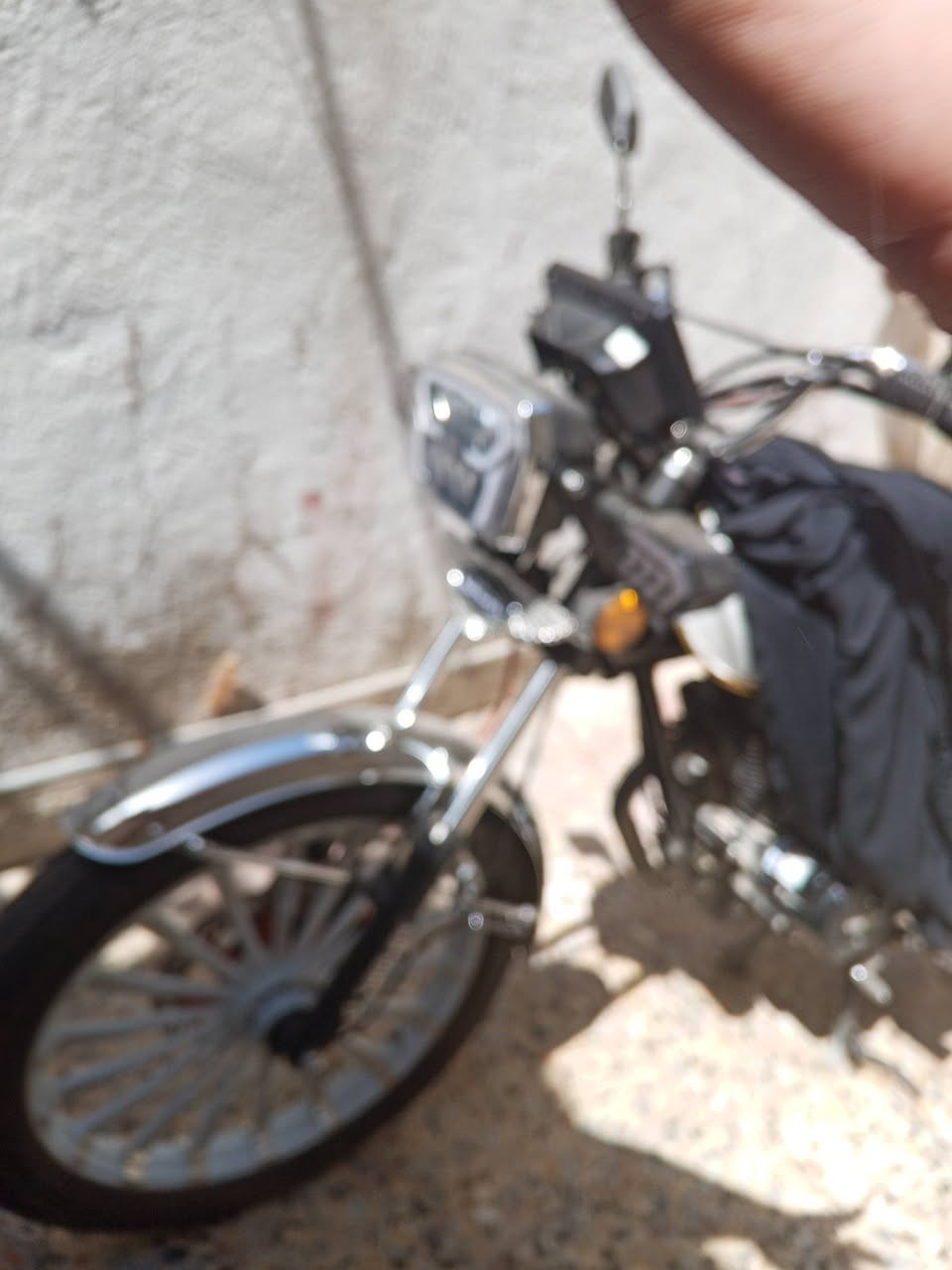سونيك 2025
دراجه جديده ماشيه 2450 حقيقي 
مكينه 200cc
مكينه cbf ضاغطه وزنجيل مانع ارتجاج 
سعر 900 قفل للعلم سعر 0 كليو مليون و100 
للتواصل ***********
