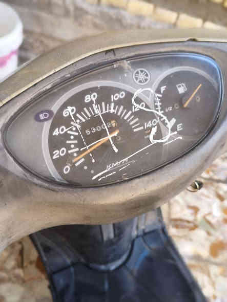 السلام عليكم دراجه بريز للبيع الدراجه البلاديه ختم واحد نكره سلف نواقصهة بس جبنه مال كلج و تبديل قايش الدراجه خرسه السعر 550وبيهة مجال المكان بغداد الحريه الرقم ‏‪0775 648 6661‬‏
