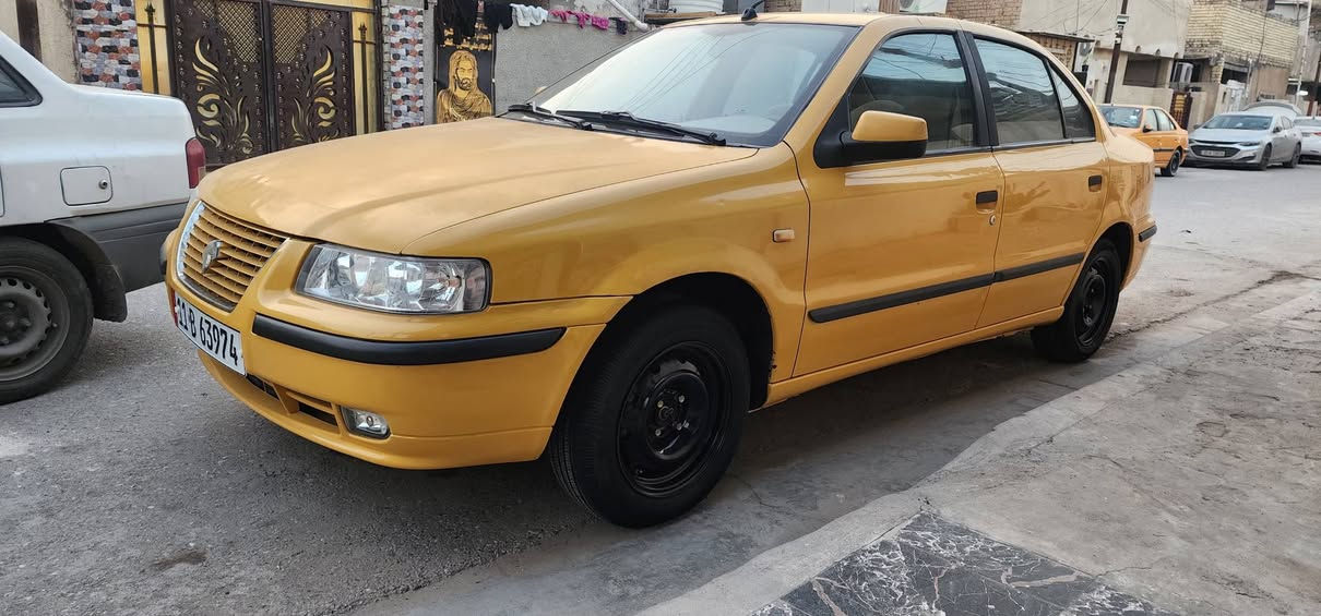 سمند موديل 12 رقم الجديد مصفره هيئه وغرمات سياره جديده ومتعوب عليها كل نقص مابيها كهربائيات من دعاميه للدعاميه شغاله تبريد شغال نقص برغي مابيها مكينه وكيرا فرنسي مكينه جديدا خير من الله عينه وصينيه وبوربرين وفلاوين جدد عليها مشط ستيرن ساسكو جديد باتري غرفه نظيفه جدا قطرة خياس مابيها. للاتصال***********
