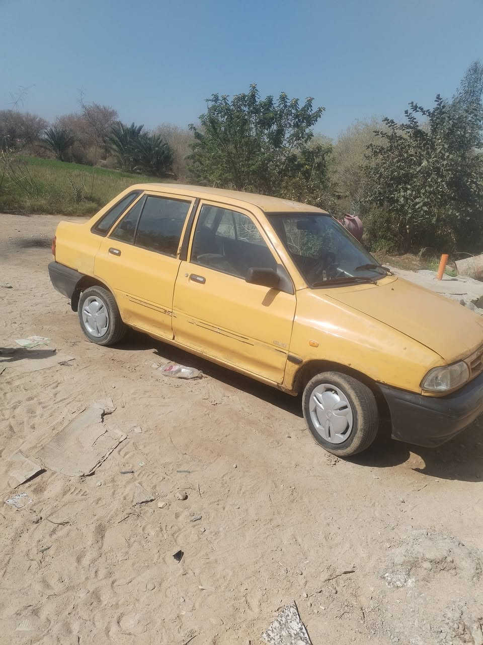 سايبه للبيع 2011 سياره جاهزه من كلشي سنويه 2030السعر 16وبيها ***********
