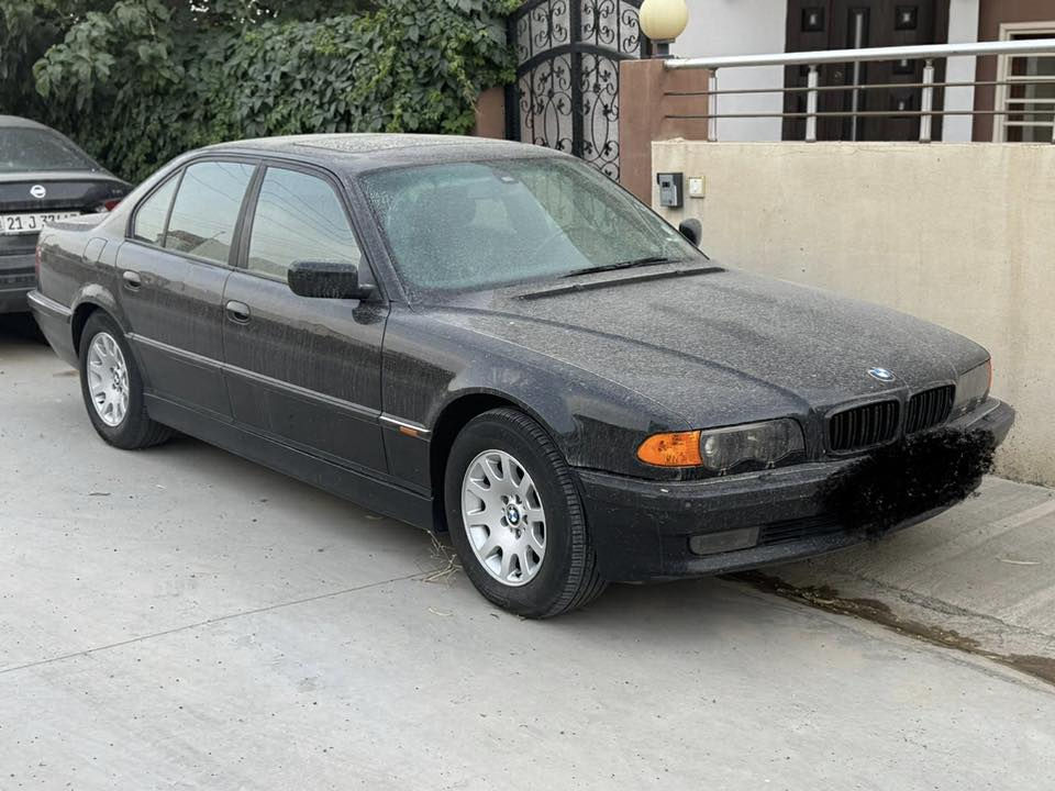 BMW. كاسحه 
رقم اربيل  سنويه لل 2028
محرك 6سلندر 
عنوان السياره ديالى 
بيها جامرلق السايق صبق فقط 
السعر 85 وبيها مجال 
تفاصيل اكثر اتصل 

‭٠٧٧٤ ٨٣١ ٩٦٠٠‬
