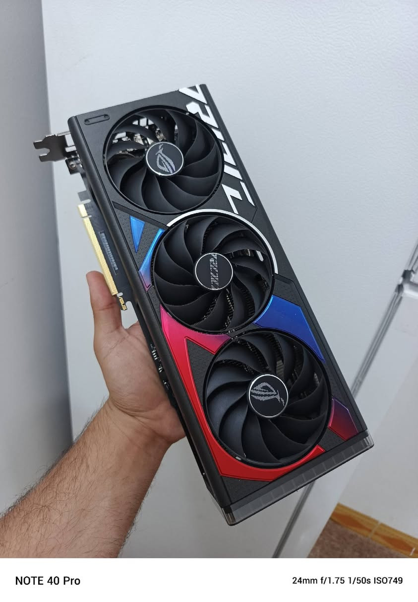 سلام عليكم جميعا مفاجأة اسويلكم وبيع سريع اريد احدث كارت سعر الجديد ١٥٠٠ دينار عراقي في ٤٨٧ دولار يساوي ٧١٧ الف عدا اجور التوصيل اني ابيع على ٥٥٠ الف دينار عراقي قفل والروج معروف بقوت تبريده واداءه وتفاصيل وفحص عدي مقاطع البارحه مسويهن مكان نجف لا يوجد توصيل رجاءا الميعرف وجديد ليعلق.
***********
