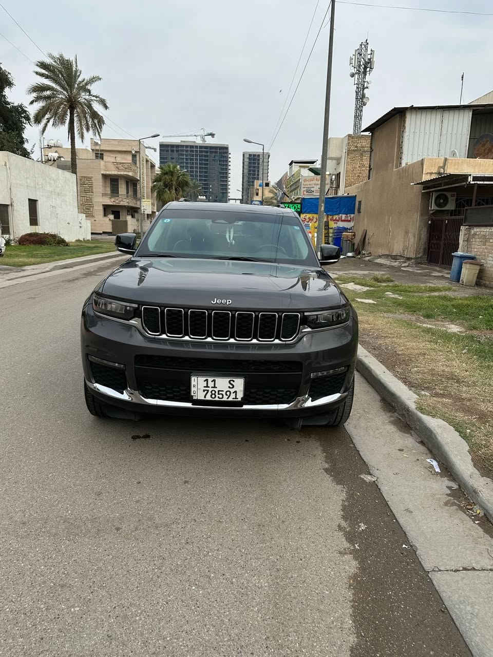 السلام عليكم جيب گراند شيروكي limited 2021 الشكل الجديد.
٠
رقم بغداد  ماشيه١٦ الف ميل ٠
كامرات اماميه وخلفيه ٠
محرك ٦ سلندر ٣٦٠٠ ٠ ٠
رادار امامي ٠
رادار جانبي ( نقطه عمياء )
نظام المحافظه على المسار ٠
نظام التوقف الذاتي ( مانع تصادم )
نظام الإطفاء الذاتي أثناء التقاطعات ٠
حساسات خلفيه واماميه ٠
صندوق كهربائي شفط ٠
كشنات كهرباء وتدفئة امامي خلفي ٠
تدفئه الاستيرن ٠
شفتات استيرن ٠
مثبت سرعه ٠
شاشه دجتال شاشه اعطال وقراءات رقميه ٠
لايت زنون مع لدات ٠
أشاير بالمري ٠
كير ماوس ٠
كشن خزن ميموري ٠
دخول ذكي بدون مفتاح ٠
فتحه سقف ٠
دفع رباعي 4*4
تشغيل عن بعد ٠
ويل قياس 20 انج ٠
نظام الخرائط GPS
للتواصل ***********
