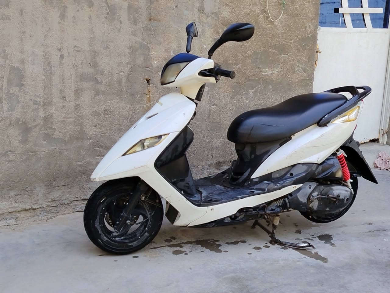 ثعلب للبيع جديدة كلش ٧٠٠ وبيهه مجال مكان بغداد


**إذا كنت صاحب هذا الإعلان وتريد حذفه لأي سبب، رجاءا أرسل رسالة إلى الدعم الفني**