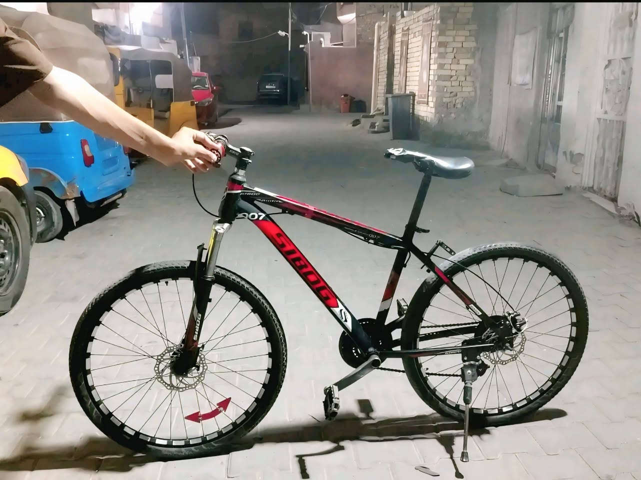 بايسكل للبيع بايسكل نضيف ورياضي خفيف حجم 26 السعر 125 وبي مجال لتواصل ولستفتار هاذ راقم ***********
