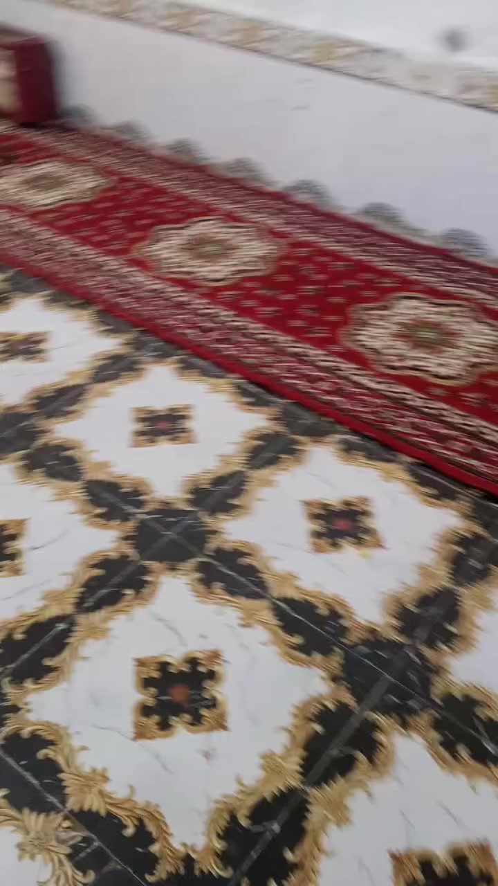 بيت للبيع ميسان جبيسه سابقن حي سجاد حالين قرب مدرسه يعرب لبيت يحوي على استقبال مطبخ صاله غرفتين ومنو قريب شارع ومدرسه معه لعلم لبيت تجاوز مو طابو سعر مناسب شراي يتصل رقم ***********
