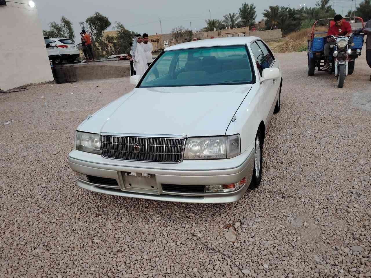 رأس الثور موديل ١٩٩٦ كفاله عامه رقم بابل مشروع وطني مكينه ٣٠٠٠ فشتين السعر $100 وبيه مجال العنوان النجف ناحية العباسيه ***********
