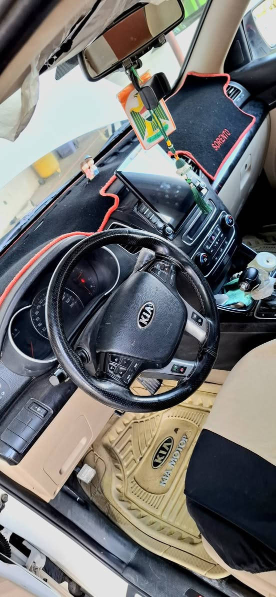 سرنتو ٢٠١٥ خليجي ٧ راكب  ٦ سلندر بصمة 
***********
210$
