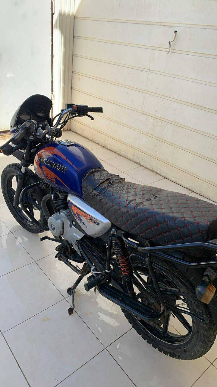 بوكسر جبلي موديل 21 للبيع  اوراقة ضايعة بية خيط تبخير بسعر 550 وبية مجال للشراي للتواصل ***********
