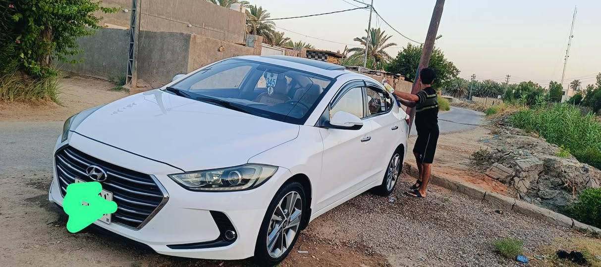 سلام عليكم النتره موديل 2018 رقم اربيل وارد خليجي فول مواصفات مكينه الفين  وكير وحداديه وتخم تاير كله جديد وخمسه ويلكب كروم حجم ١٧ السياره مكفوله كفاله عامه السعر ١٥٥ وبيه مجال قليل الاستفسار *********** مكلف بل نشر
