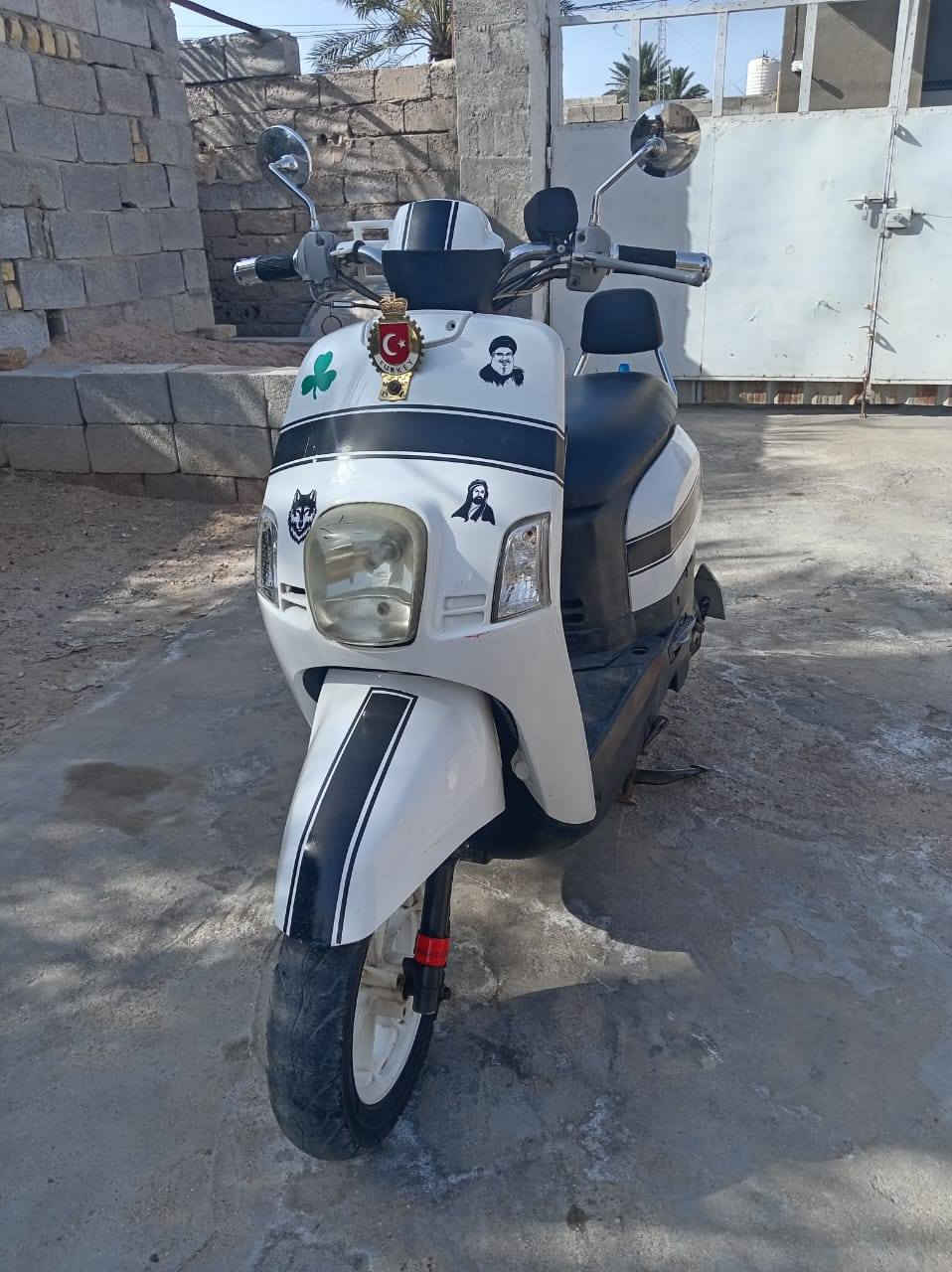 بوليس ياماها ياباني لاتبخير ولا تنقيص جاهزه من كل النواحي
 اوراق
 محرك نضيف سرعتها 120 
تايرات اصلي جدد كهربائيات كلها شغاله دراجه متذب عليها ولا الف 
سعرها 550 وبيها مجال قليل 
ميسان / العماره


**إذا كنت صاحب هذا الإعلان وتريد حذفه لأي سبب، رجاءا أرسل رسالة إلى الدعم الفني**