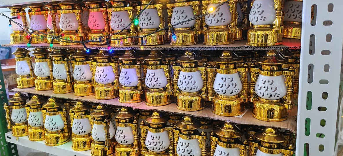 يا رزاق بمناسبه حلول الشهر الفضيل تخفيضات عله القطع وعروض


**إذا كنت صاحب هذا الإعلان وتريد حذفه لأي سبب، رجاءا أرسل رسالة إلى الدعم الفني**