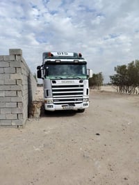 سكانيا • موديل 2001 • شاصي مكفول