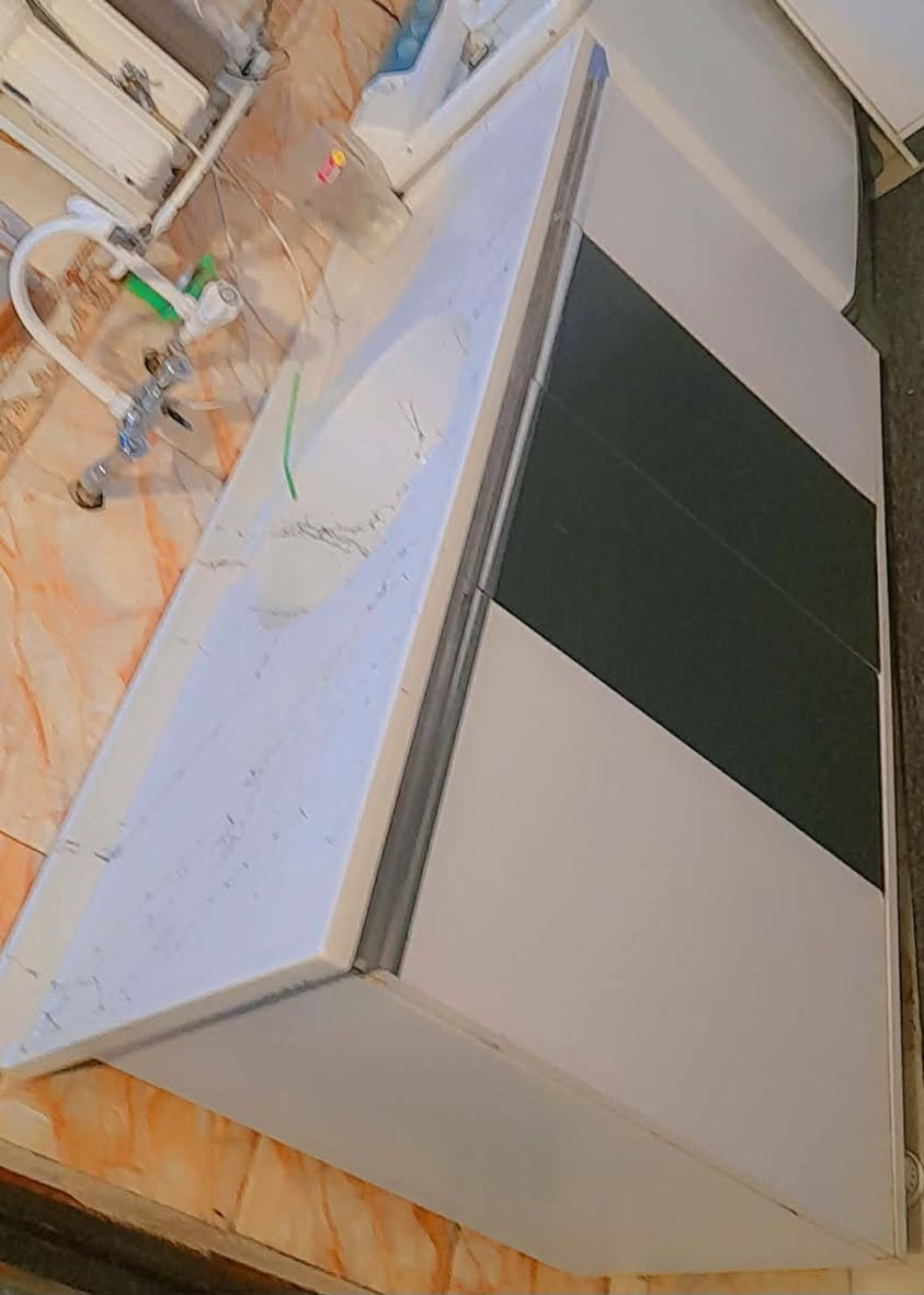 كاونتر تسكام يجنن نظافة 100/100
قياس مترين ونص +سنك متر ونص السعر 450 وبي مجال


**إذا كنت صاحب هذا الإعلان وتريد حذفه لأي سبب، رجاءا أرسل رسالة إلى الدعم الفني**