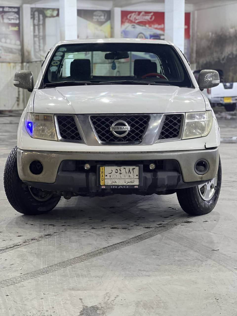 نيسان نيفاره 2014
فول مواصفات اعلى فئة EL
السياره بدية نظيف مبدل فقط الجاملغ الي بصفحة السايق نفس الون والغد مال الشاصي معدل تعديل خفيف 
مكينته مجفته ماشيه 140 الف
السعر 100
للاستفسار الاتصال على ***********
