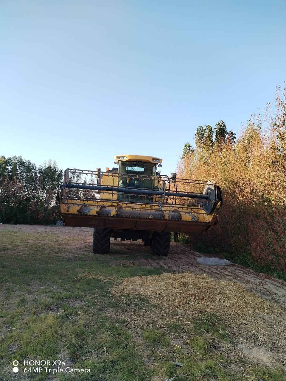 السلام عليكم للبيع حاصده 4بلم 2013 كتاب شركه الاستفسار أكثر ***********
