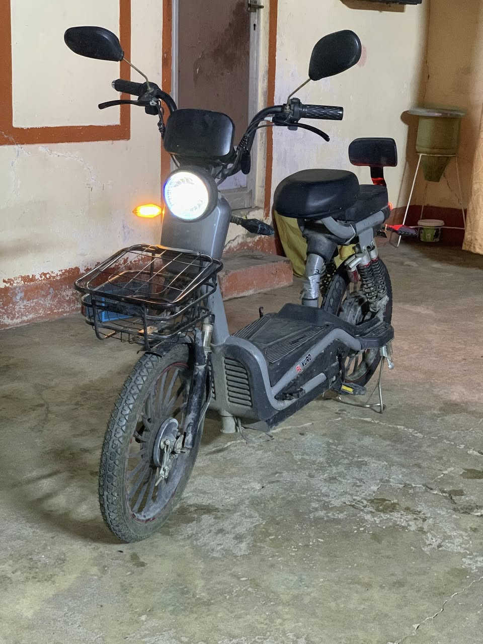 ماطور شحن وايرمنية شغالة فول يحتاج باتري وشاشة
سعرو 125 مكاني حي كرامة


**إذا كنت صاحب هذا الإعلان وتريد حذفه لأي سبب، رجاءا أرسل رسالة إلى الدعم الفني**