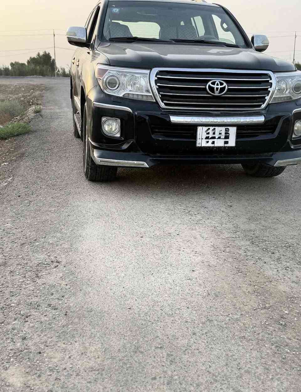 لاندكروز ٢٠١٠
VXR
تحويل باسمي
رقم بغداد نكليزي 

سياره جاهزه مكينه 
تخم تاير تبريد حداده
سعرها 225 وييها مجال  بسيط
للاستفسار اتصال على الرقم 
***********
