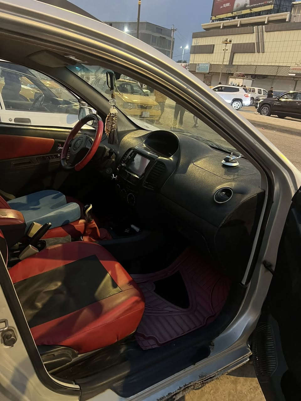 جيلي موديل 2013
كير مكينه حداديه تبريد تاير كفاله 
السياره جاهزه للاخير
السعر 22
***********
