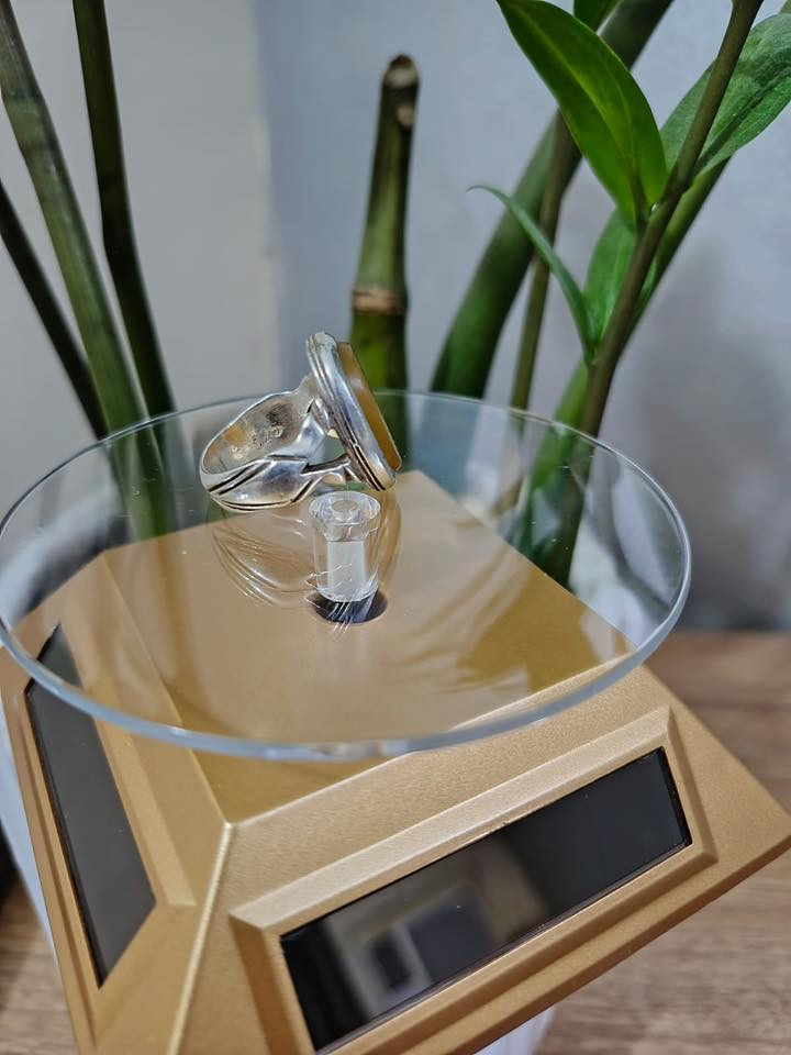 السلام عليكم ورحمه الله عقيق يماني مزعفر مخطوط خط كوفي ماشاء الله بسم الله مكاني بغداد ***********
