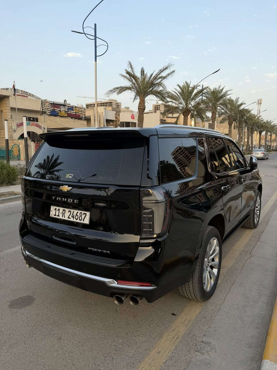 السلام عليكم اخوان

للبيع او المراوس 

شفروليت تاهو (2025) فئة بريمير
وارد: خليجي – وكالة المنصور

داخل الضمان
عداد: 6 الف
فول مواصفات 1/1
السيارة بعدهَ بحالة الوكالة زيرو

مغلفة السيارة ppf ابو ال 30 ورقة بالكامل داخل و خارج ضمان 10 سنوات 
تشغيل عن بعد
فتحة بانوراما
كير تعليگ
نظام فورويل
داخل أبيض جلد
كشنات كهربائية
رادار أمامي + مانع تصادم
رادار خلفي
داتاشو كبيرة
تدفئة وتبريد للكشنات
جكات + وضعيات قيادة (مود)
شاشات خلفية كبيرة
شاشة متصلة ديجيتال
حساسات أمامية وخلفية
كاميرات 360° دوارة

وباقي المواصفات المعروفة

مكان السيارة بغداد  

***********

السعر: 745 ورقة
