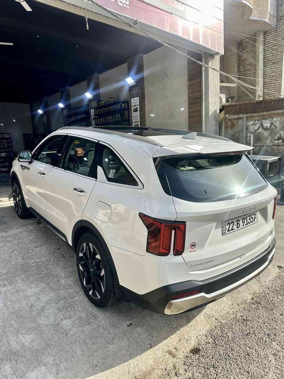 السلام عليكم للبيع كيا سورنتو موديل 2024 رقم شمالي  فول مواصفات داخل جلد بانوراما محرك 6 سلندر. مكفوله ✨✨

السعر 312$

***********
