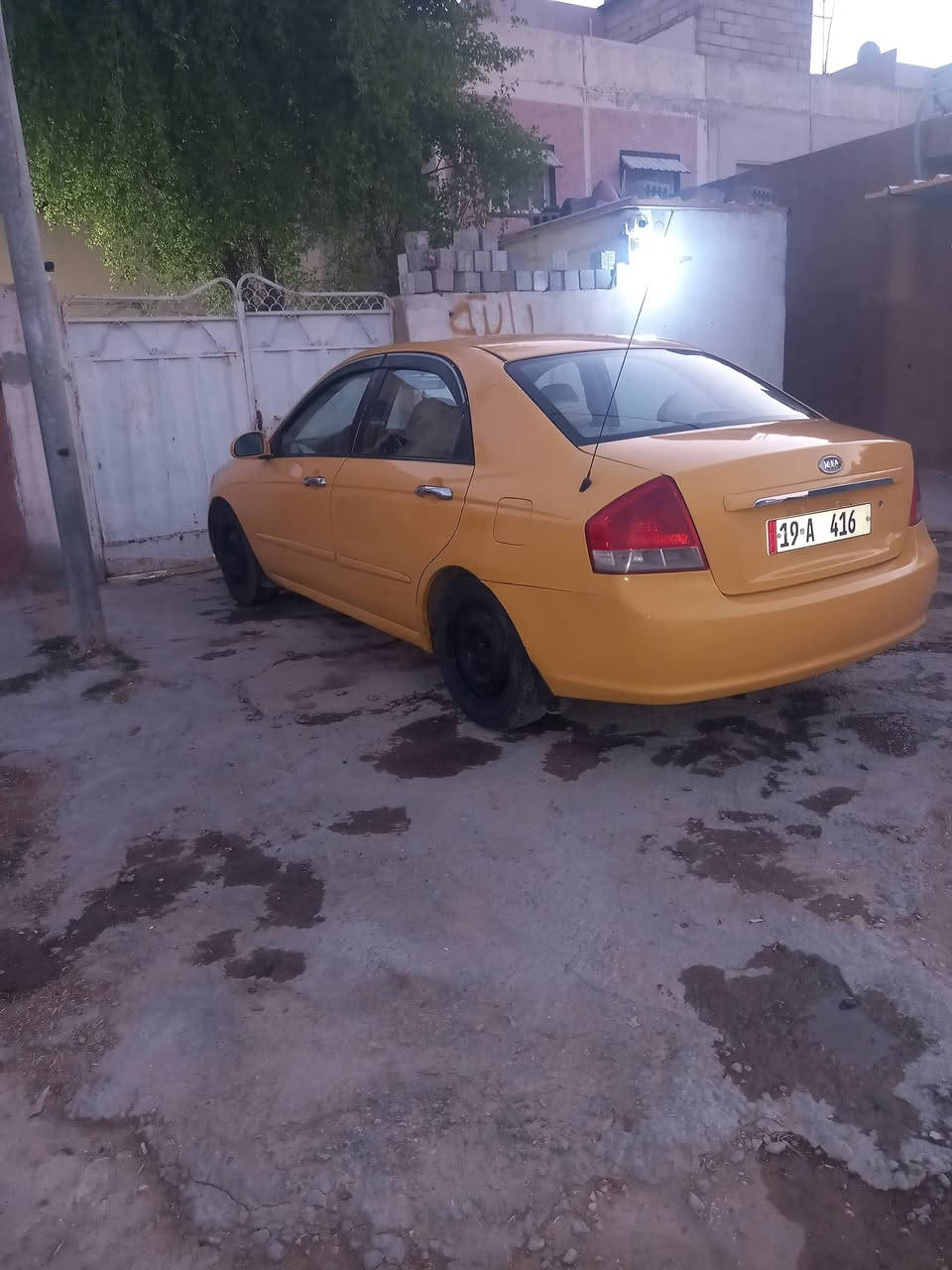 ال٩سلام عليكم سبكترا 2009 جاهزه جير مكينه حداديه تبريد جاهزه من كل شيء عنوانها كربلاء  بنات جاهز***********
