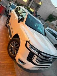 لاندكروز VX • ٢٠٢٣ • ٥٠ الف