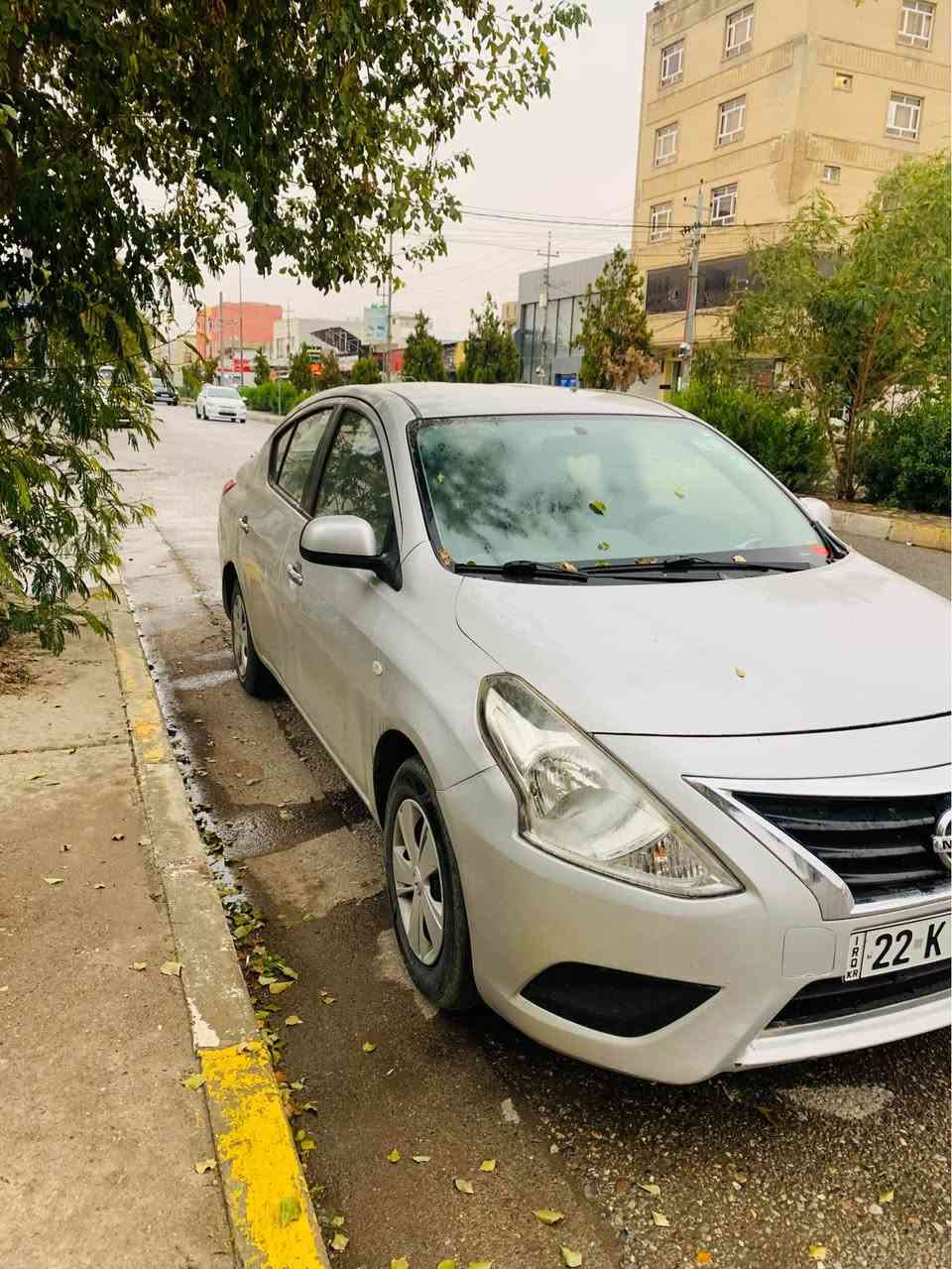 نیسان لاکسمبیای ٢٠١٨ 
٤ پارچەی هەیە ٢ دەرگی دواوە لەگەل ٢ چامەلخی دواوە پئش وپشتی کەپسە
٢٣٥ رۆیشتوە یەد نیکل و جام کارەبایە سعری ٩٠ وەرقە م مەجالئکی کەم 
*********** أربيل, العراق
