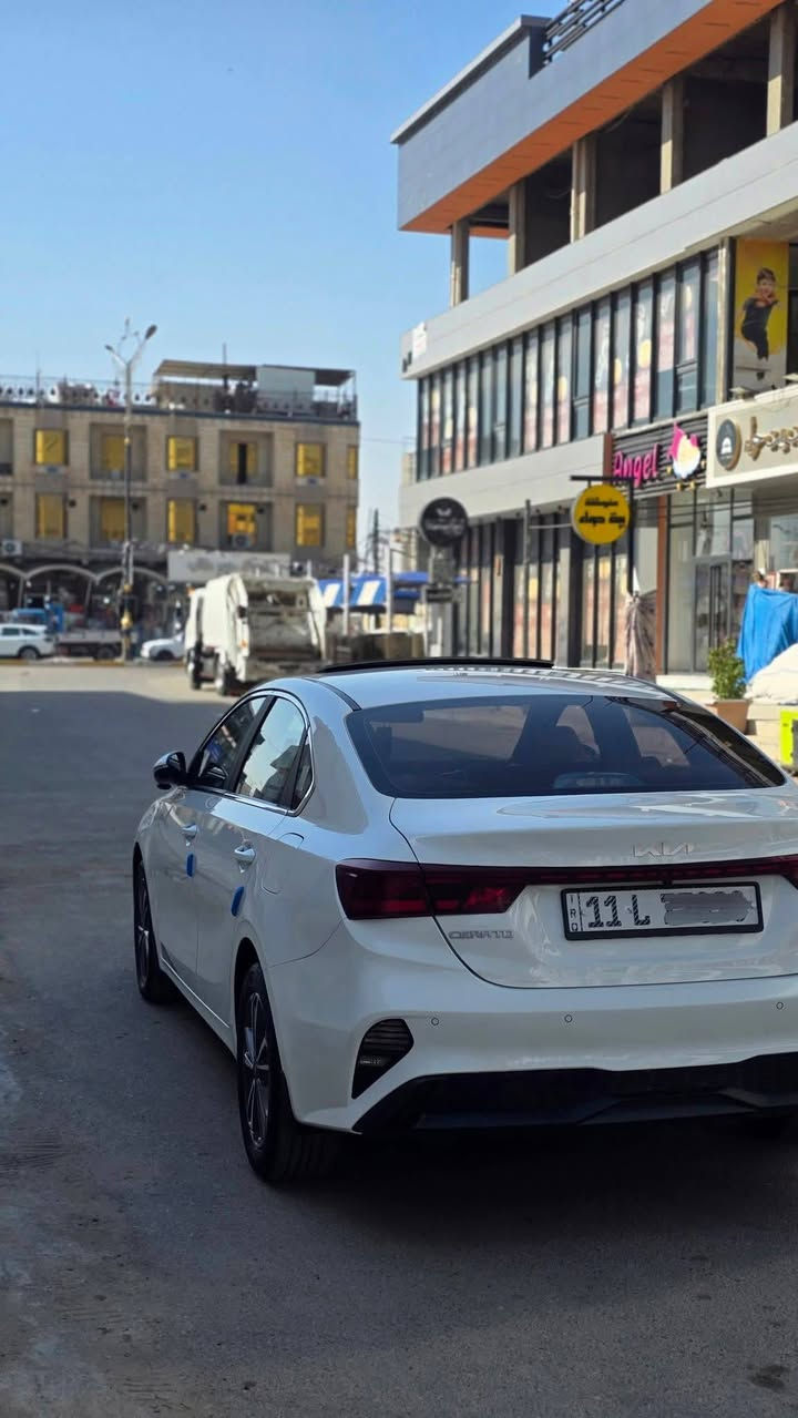 سيراتوا موديل 24 خليجي
محرك 2000
كفالة عامة عدا بارد اشبر موضح بسونار 
كير ومحرك كفالة شرط تخم تواير حدادية 100%
سيارة ماتصرف ربع عليها جاهزة اعله آخر حباية مال جناي
شاشة وكاميرا وحساسات واشاير بالمري وفتحة فول مواصفات عدة البصمة
السعر 191 وبيه مجال 
المكان السماوة
***********
