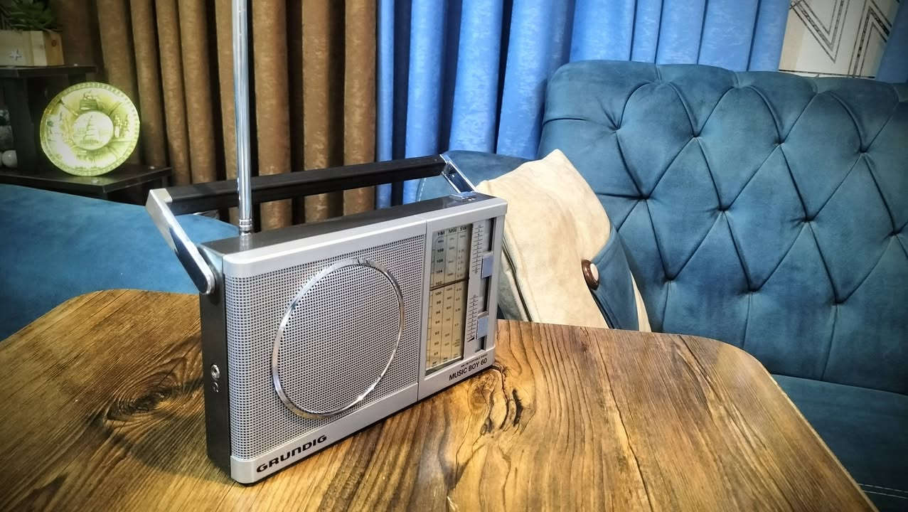 راديو كروندك الماني جداً نظيف ثلاث موجات سحب واضح كما مبين في الفيديو.
يعمل على البطاريات أو الكهرباء.
المكان بغداد ويوجد توصيل للمحافظات كافة.
اي استفسار لطفاً المراسلة.


**إذا كنت صاحب هذا الإعلان وتريد حذفه لأي سبب، رجاءا أرسل رسالة إلى الدعم الفني**