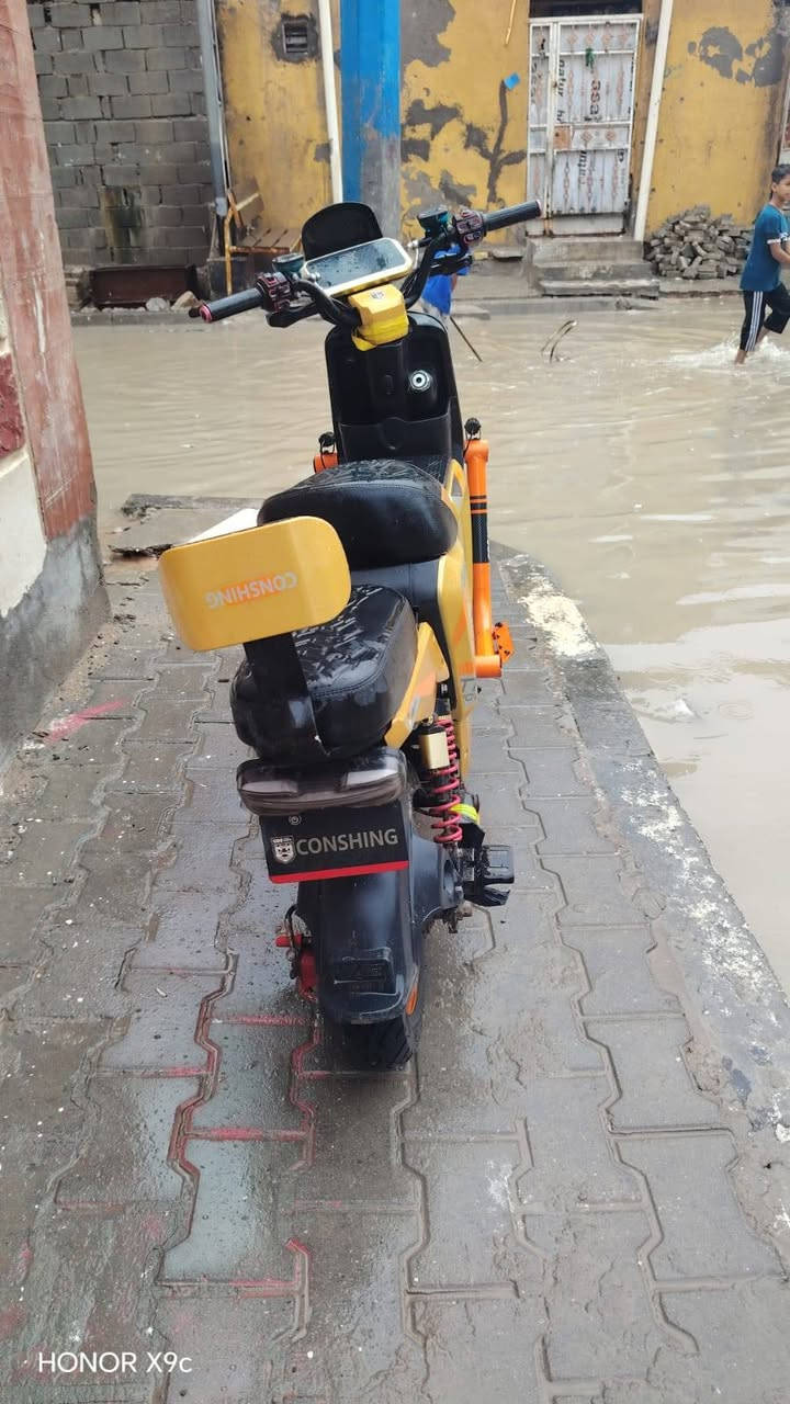 دراجه البيع اكس 900دراجه مابدل بيها شي بس باتري ماخذه 750 عنواني  البصره القبله
الرق ***********
