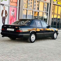 للبيع مارسيدس دب 1992 بلاد  حجم محرك 300 عنكبوت تبريد ثلج كشنات جامات ...