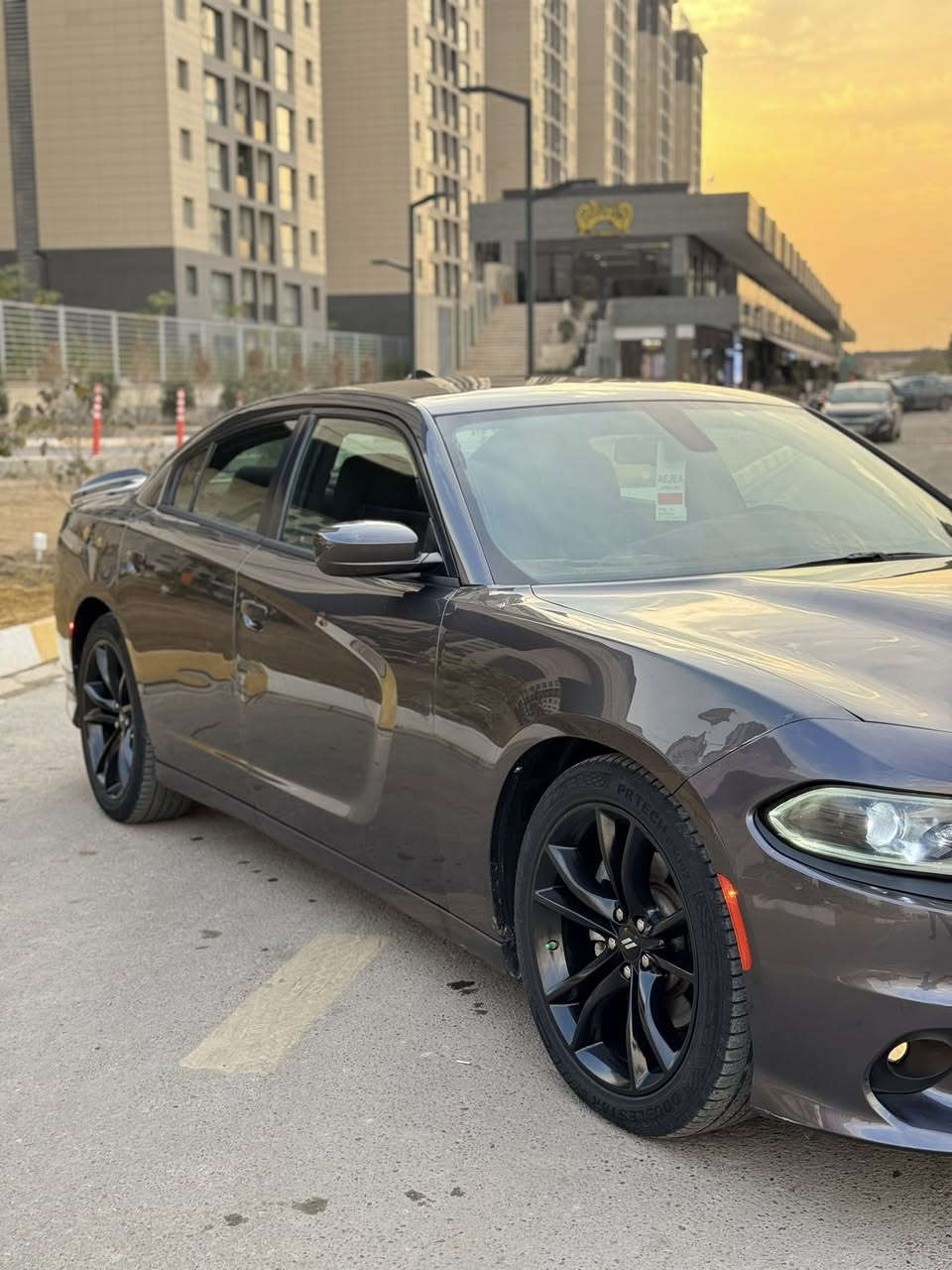 للبيع  جارجر 2018  RT
رقم اربيل باسمي هزه وسنويه كله جديد شرط تحويل 

وارد امريكي حادثها جاملغ خلفي وجاملغ امامي وهنا بل عراق صار بيها صبغ صفحة السايق والبنيد مبدل ومصبوغ 

ماشيه 66 الف مايل قابل للزياده 

محرك V8 5700 

السياره حلوه وجديده بل عافيه عل ياخذها 

السعر   164$$ بيها مجال بسيط 

اتصل وتدلل 
***********

مكاني بغداد_حي الحسين قرب مطار بغداد الدولي
