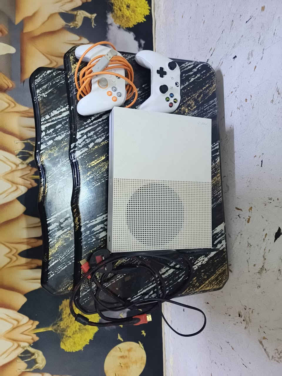 xbox one s
ذاكرة 500
يدتين الاصلية تشكل 
الجهاز نضيف مامفتوح 
السعر ١٦٠


**إذا كنت صاحب هذا الإعلان وتريد حذفه لأي سبب، رجاءا أرسل رسالة إلى الدعم الفني**