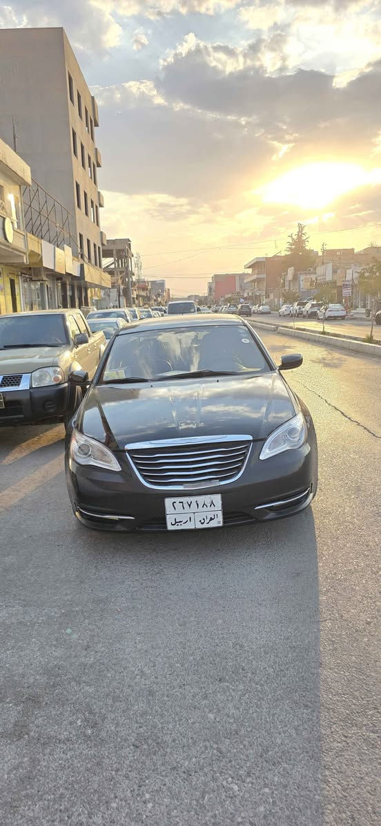 سيارة كلايزر c200 سبرنك موديل 2012 
٣ قتعە سبخ بدون داخلی 
مکینە گێر شرت
سەربان و بوند و سندوق کحلی
سعر 78.00$ورقە و مجال
700$ غرامه دێ ژ سعرێ هێنە خارێ 
*********** سميل, دهوك
