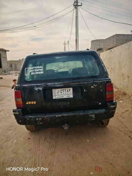 سلام عليكم جيب شيروكي موديل 93 مكينه 2500 نضيفه رقم نينوى ماندل راعيها أبيع بدون راعي أتعهد من سريقه فقط سعر 25
***********
