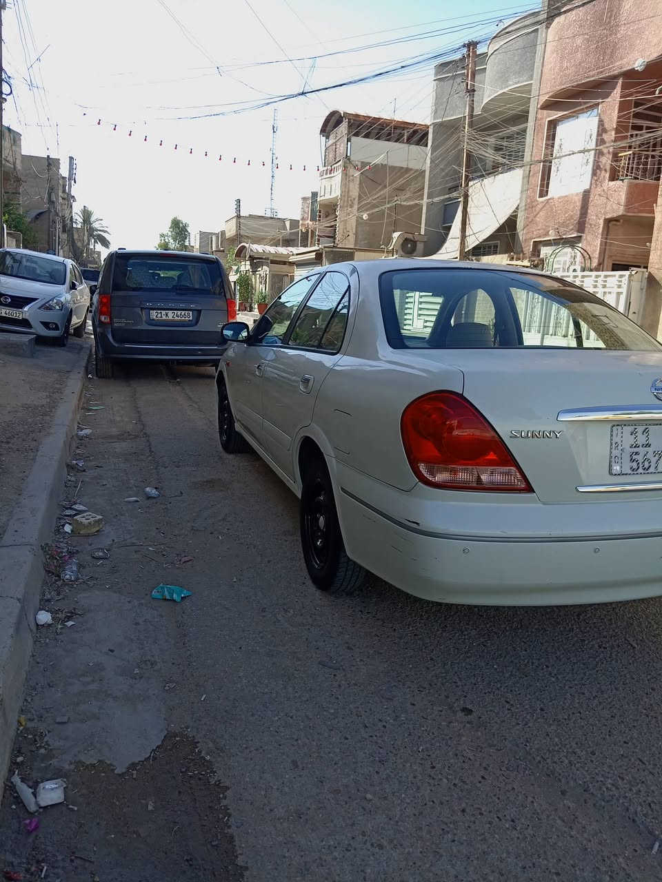 نيسان سني موديل 2009 محرك ممتاز 1800 قبق اسود المرغوب كير ممتاز حداديه جيده سياره باسمي الرقم الجديد سياره تخم تاير جديد تبريد ثلج تدفئه شغاله السياره مكفوله من الصبغ بيها فقط تكحيل وبارد وبيها جراد بسيط بالبنيد قبق الجنطه سياره جاهزه من كل النواحي مناقصه شيء السعر 96 بيها مجال بسيط الاستفسار على هذا الرقم *********** محمد العنوان بغداد الشعب
