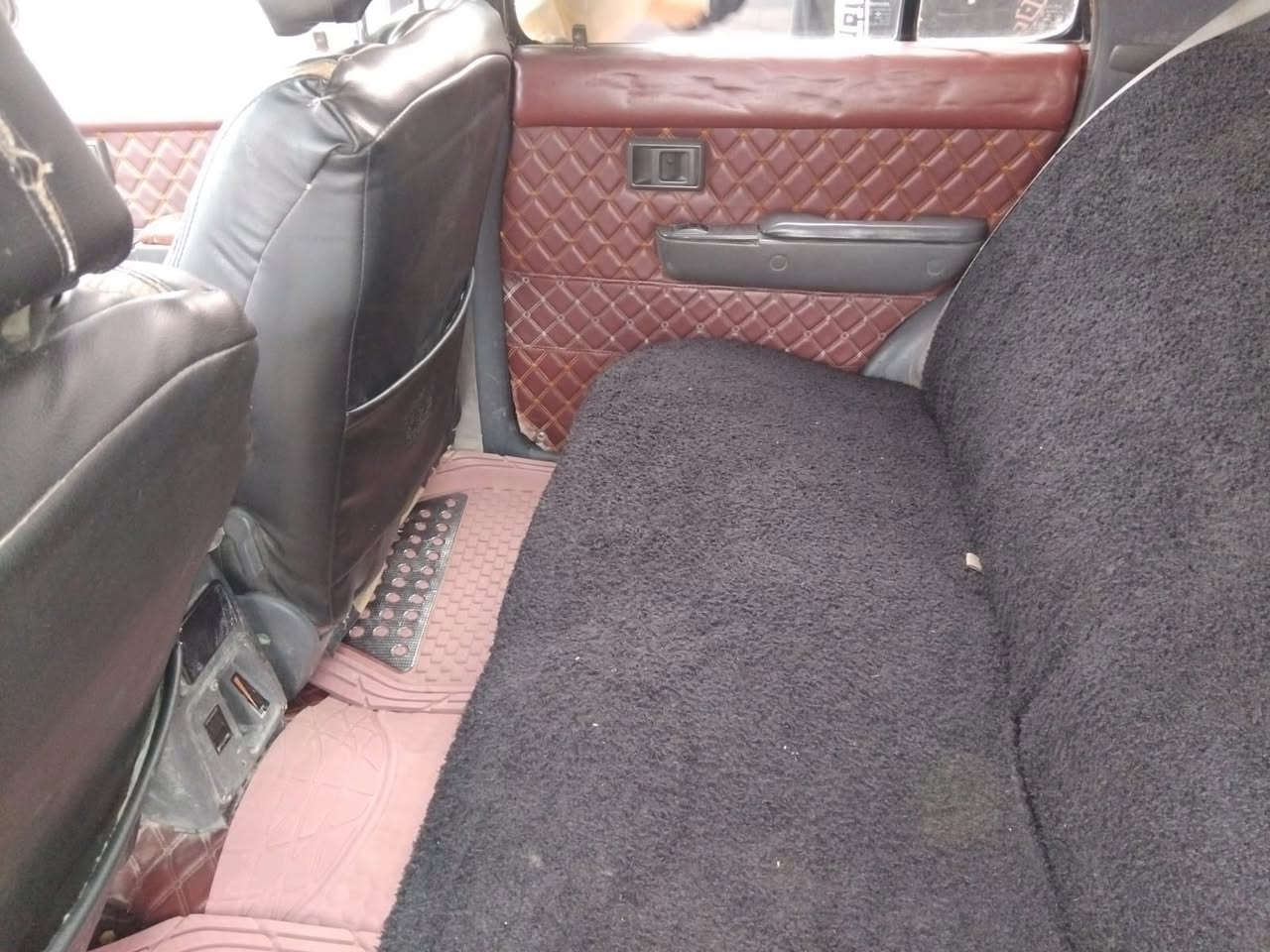 السلام عليكم سوفت فور رنر /مديل 92 /  محرك بطه 3000/ رقم صلاح الدين /السنويه جديده حداديه امامي خلفي جديد التبريت فقط غاز / كهربيات فول جديد ستر لك / تخم تاير جديد  السياره فول / السياره خير من الله مال جناي ماتصرف عليه الف // مكان السياره سامراء //// تعال شوف بعيونك اني خادم الك ///// السوك كلشي بي  شراي خابر ///// هذا رقمي //***********//////////// السعر 63 بيه مجال بصيط////
