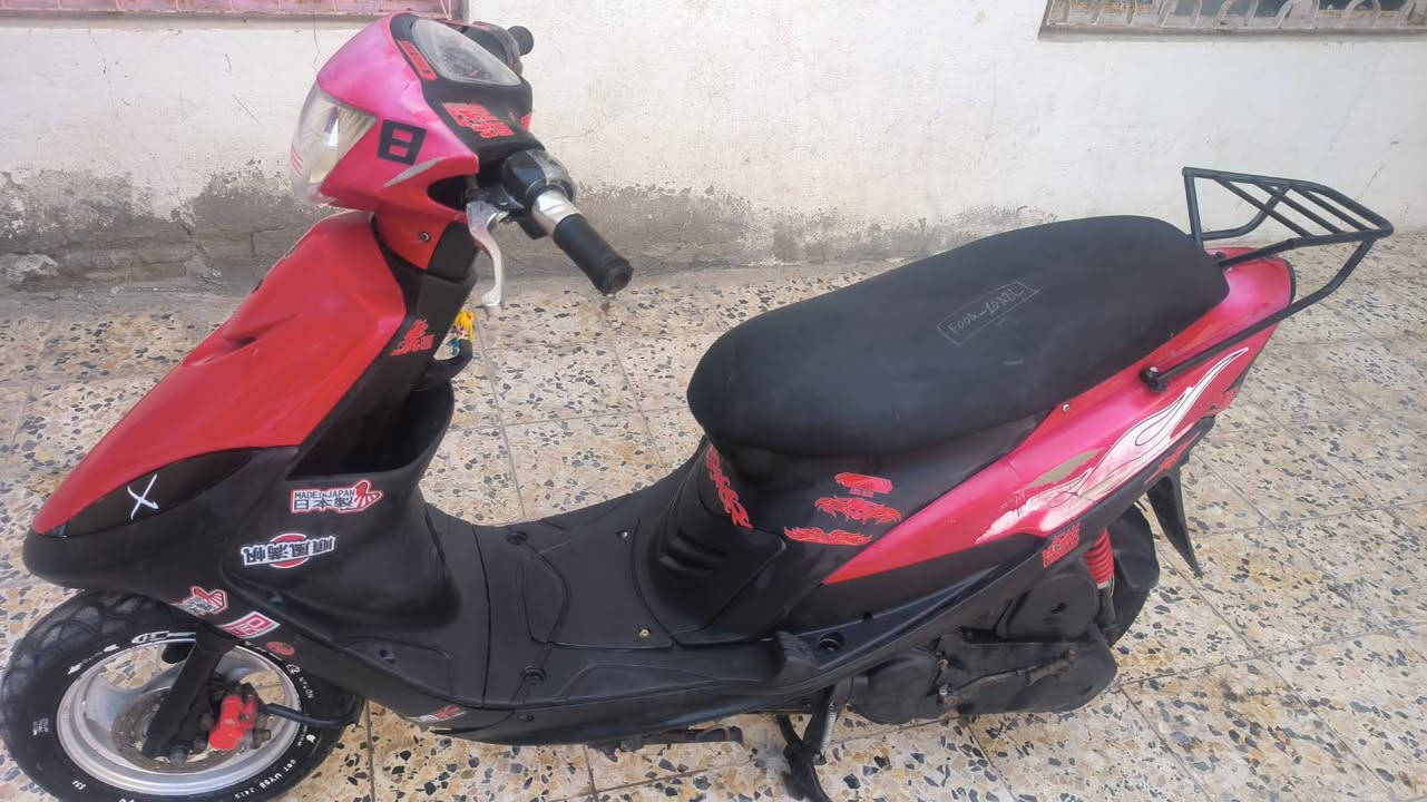 السلام عليكم دراجه ماكس عدله للبيع بوشه 49 دراجه حلوه ومرتبه مفتوحه مره وحده كهربايات كله شغاله سلف نكره هندر السعر خاص مكاني القرنه ناحية الثغر رقمي *********** واتساب فقط اوترهم امراوس اشعدك نزل
